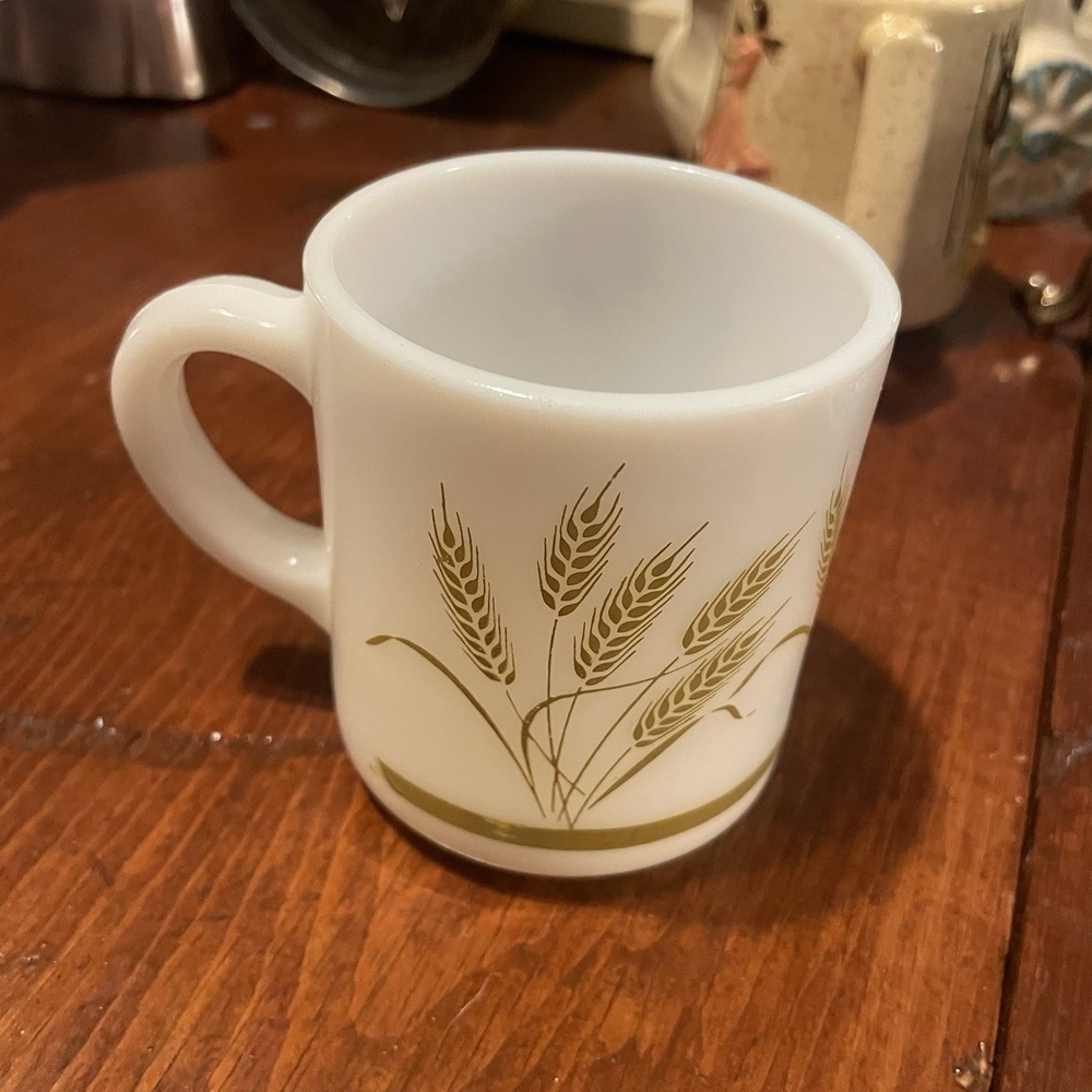 Vintage Hazel Atlas Milk Glass Mug Golden Harvest Wheat Pattern Pre-owned